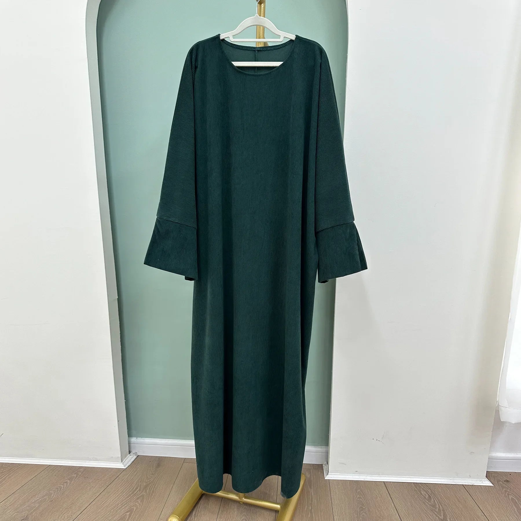 Warm Winter Abayas Muslim Women Corduroy Abaya 2023 New Modest Dress Thicked Solid Color Long Robe Female Islam Clothing.