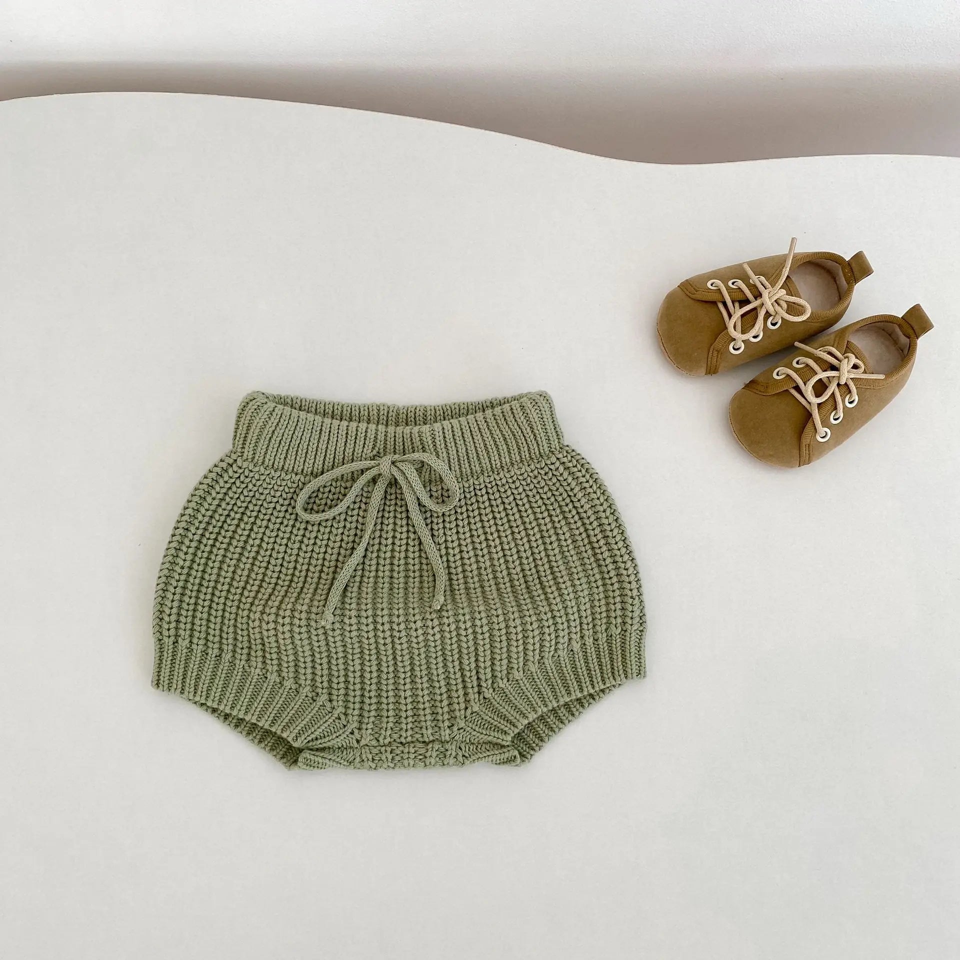 Baby-Pullover für Herren und Damen, neue Herbst-Stile für Säuglinge und Kleinkinder, gestreifte Strickoberteile und Hosen-Sets.