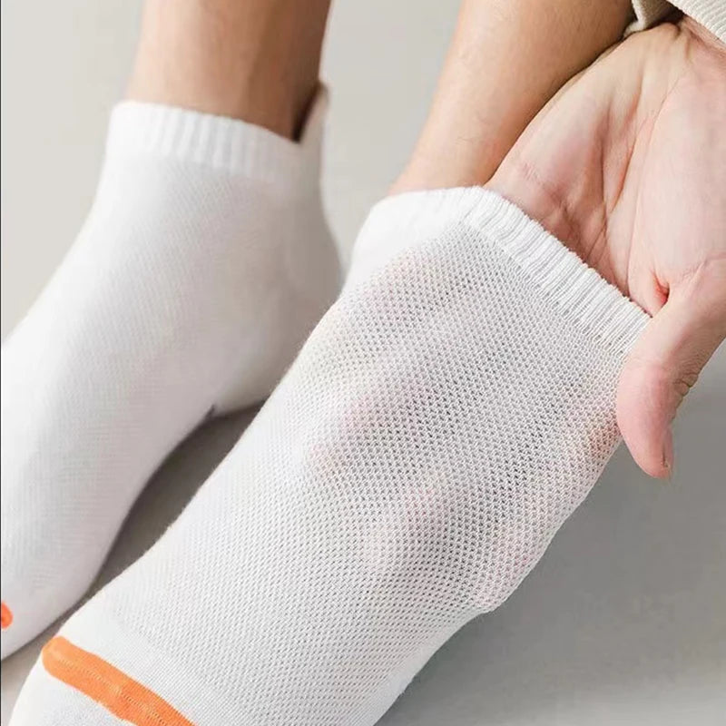 5 Pairs Men Bright Colored Ankle Socks Breathability Fashionable Casual Street Style Deodorizing Invisible Travel Running Socks.