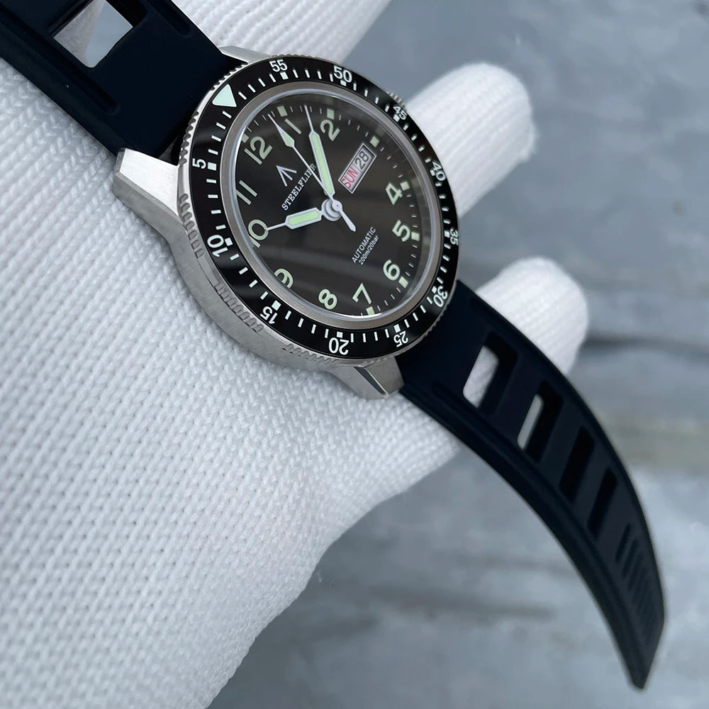 STEELFLIER Official SF787 Dive Luxury Wristwatches Double Calendar NH36 Movement Super Luminous 200M Waterproof Mechanical Watch