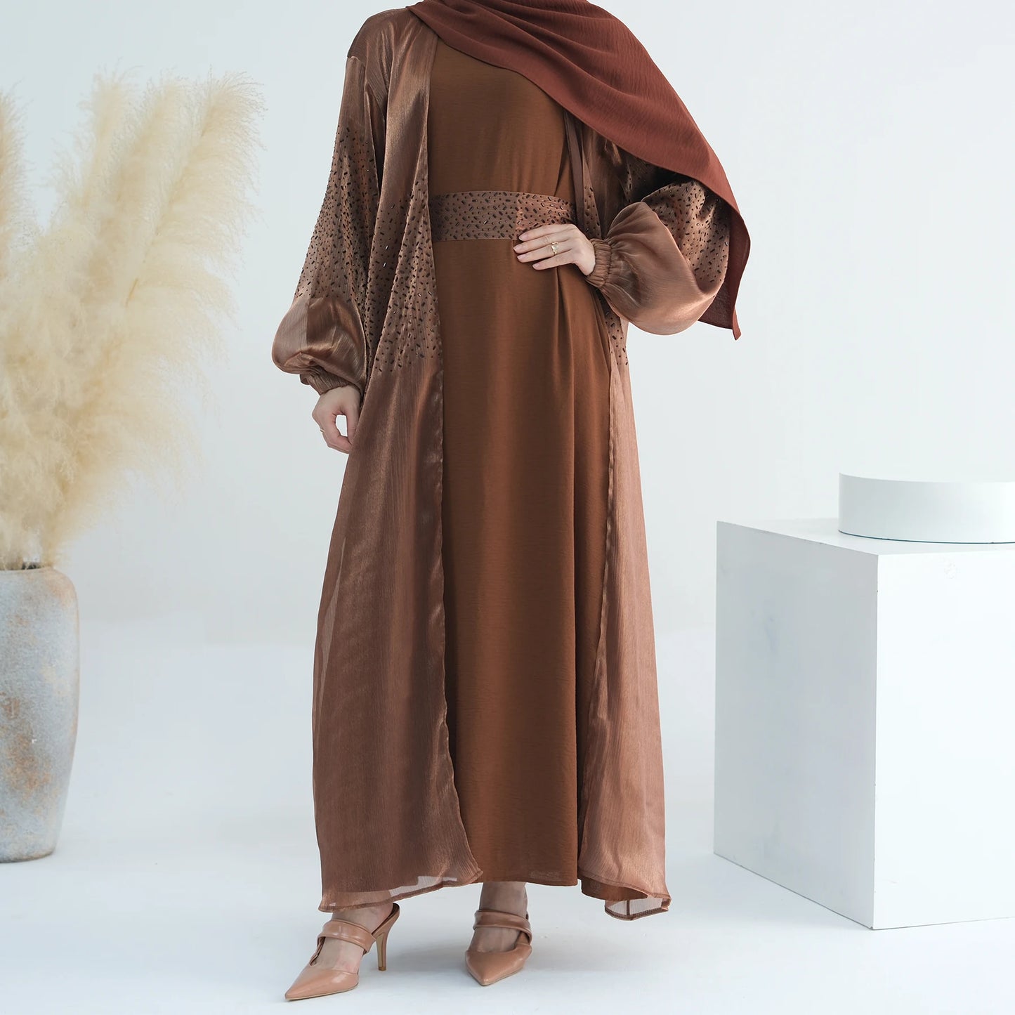 Oem New Design Shinning Polyester Open Abaya and Inner Dress 2 Piece Abaya Set Islamic Clothing Women Muslim Dress