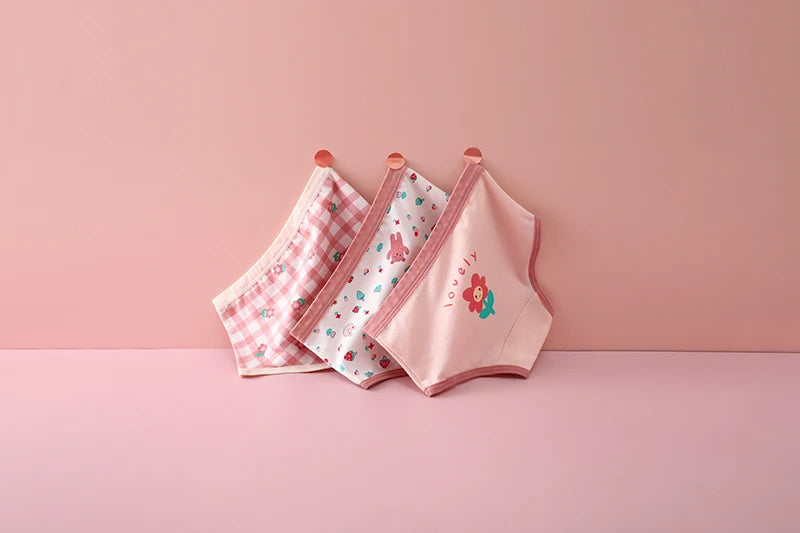 3Pcs/lot Kids Panties 7 Collections Chirdren's Underwear Lovely Girls Briefs Floral Grid Cute Pants Baby Dots Cotton Underpants.