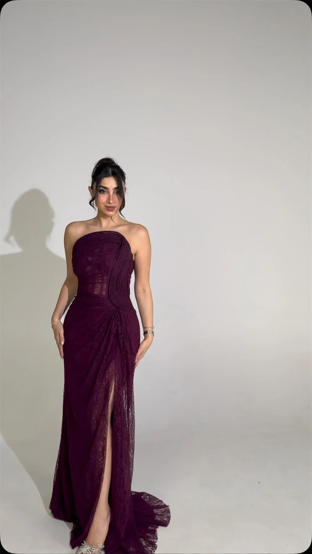 Sansa maßgeschneiderte trägerlose, ärmellose Meerjungfrau-Abschlussballkleider, bodenlang, mit Schnürung, فستان • Na__ Julie – Partykleider mit seitlichem, hohem Schlitz.