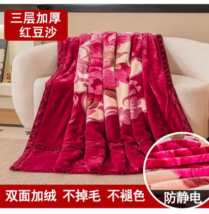 Nordic Style Geometric Printed Blanket Two Person Winter Thickened Quilt Coral Fleece Material Easy To Maintain Plush Bed Sheets