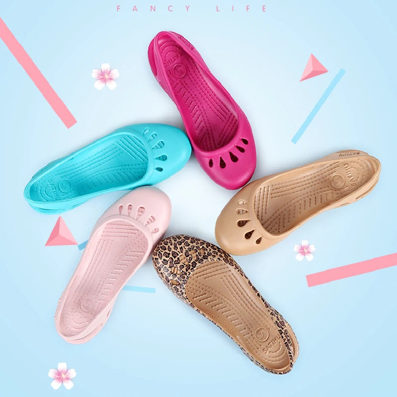 Certified Satihu Summer New Lightweight Anti Slip Hole Shoes  Clog For Women's Flat Bottom Sandals Nurse Outdoor Beach Jelly.