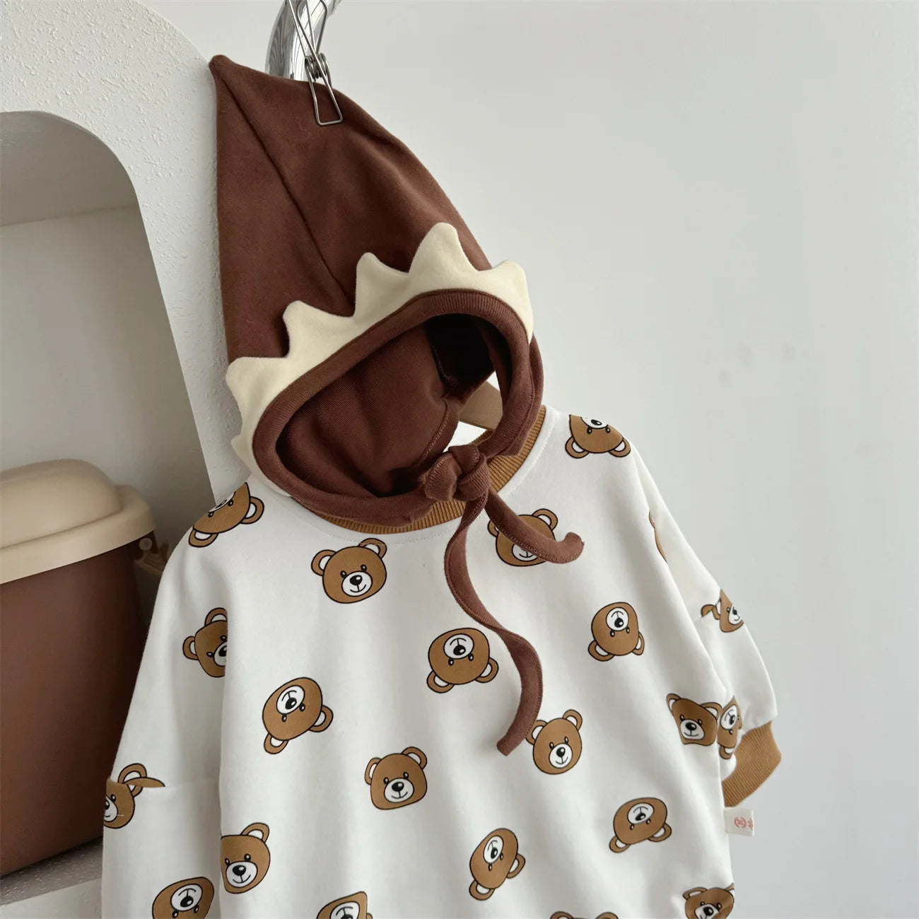 Ins 2024 Frühling Herbst Baby Jungen Bodysuit Baumwolle gestreiften Cartoon gedruckt Langarm Kleinkind Jungen Stram pler Neugeborene Jungen Outfits