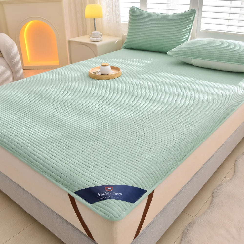 1pc Striped Waterproof Mattress Protector, Comfortable Mattress Cover, Soft and Breathable  for Single/Double Beds.