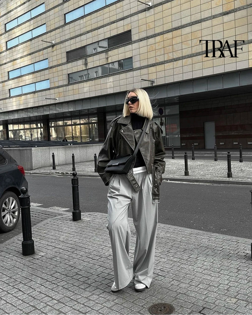 TRAF Damen Vintage lose Lederjacke Gürtel Schulter Abzeichen Zip Revers Jacke Handsome Washed Leder Motorrad Kleidung.