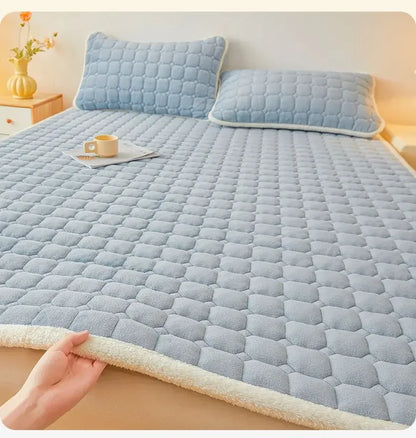 2024 New Class A Thickened Milk Fleece Mattress Winter Warm Fleece Bed Cover Student Dormitory Mat Quilt.
