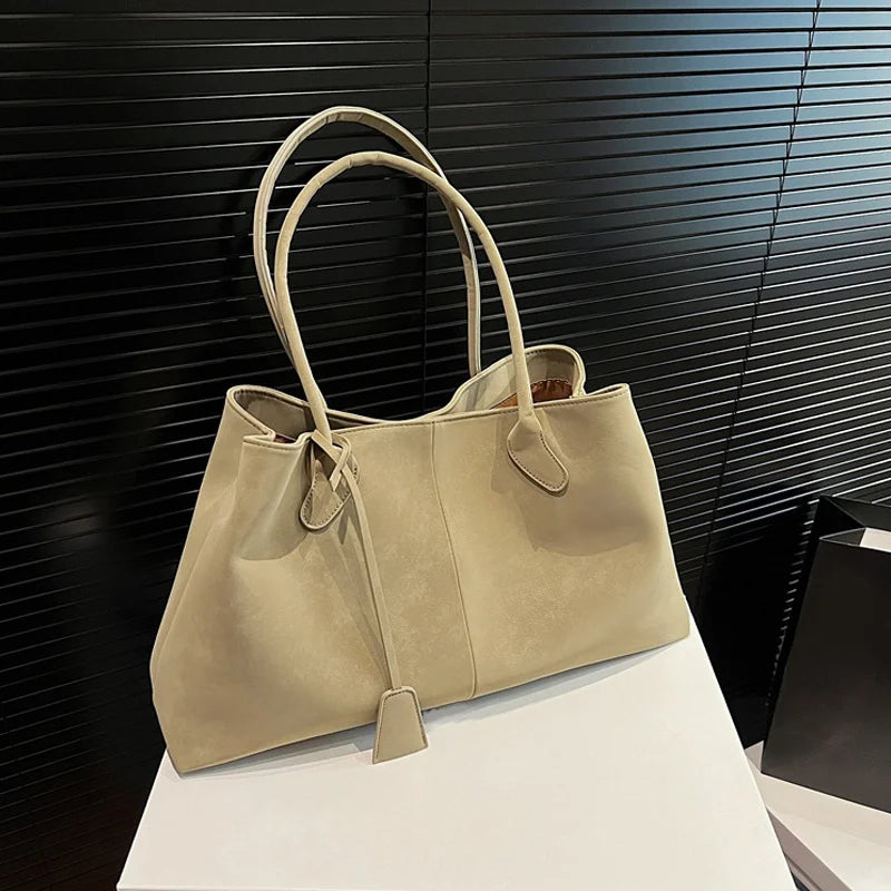 Korean Style Casual Suede Shoulder Bag for Girls Large Capacity All-match Shoulder Pouch Handbag Underarm Tote Storage.