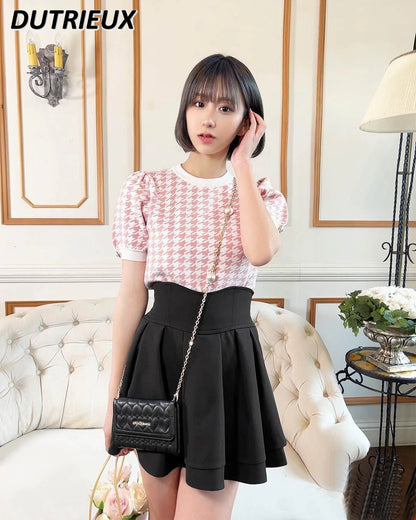 Japanese Lolita Black Skirts Women 2025 Spring Autumn New Radian Waistline Slim Short Pleated Skirt Female Mini Skirt Culottes.