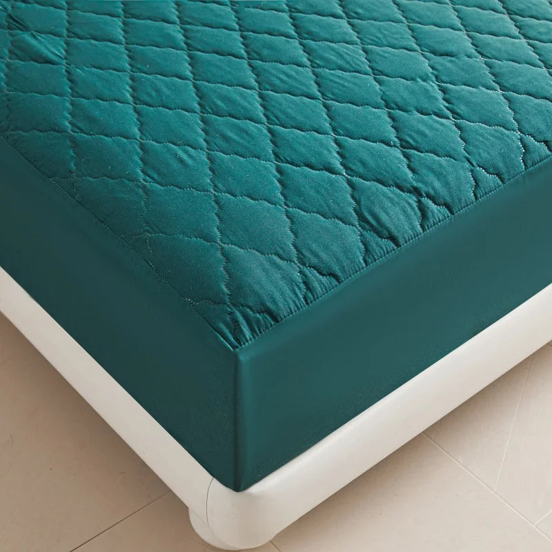 Thick Waterproof Mattress Cover Mattress Protector Queen King Fitted Sheet Mattress Topper Pad For Hotel (No Pillow Case).