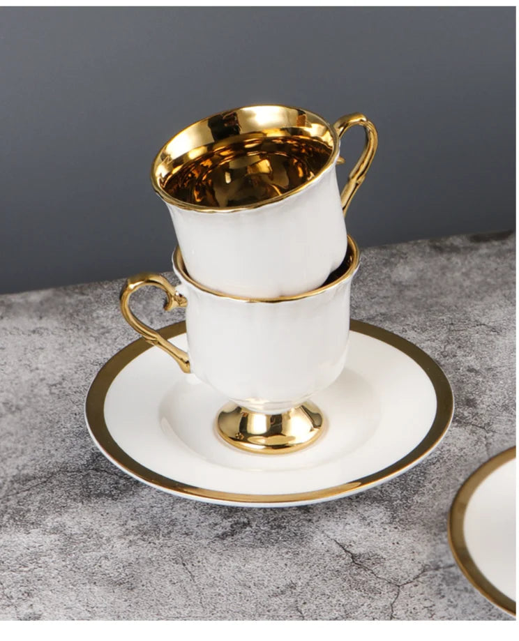 2pcs/set Turkish Coffee Cups Set Of 2 Ceramics Cup Of Coffee Creative Gifts Relief Teacup And Saucer Set Retro 90ml Gobelet.