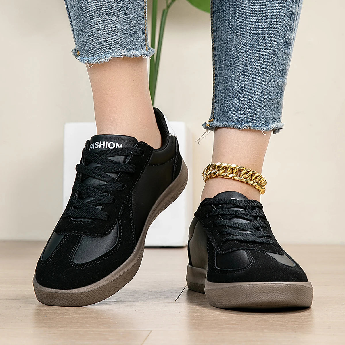 YRZL Womens Sneakers Lightweight Casual Shoe Breathable Athletic Shoes Non Slip Shoes for Ladies Outdoor Sports Walking Shoes.