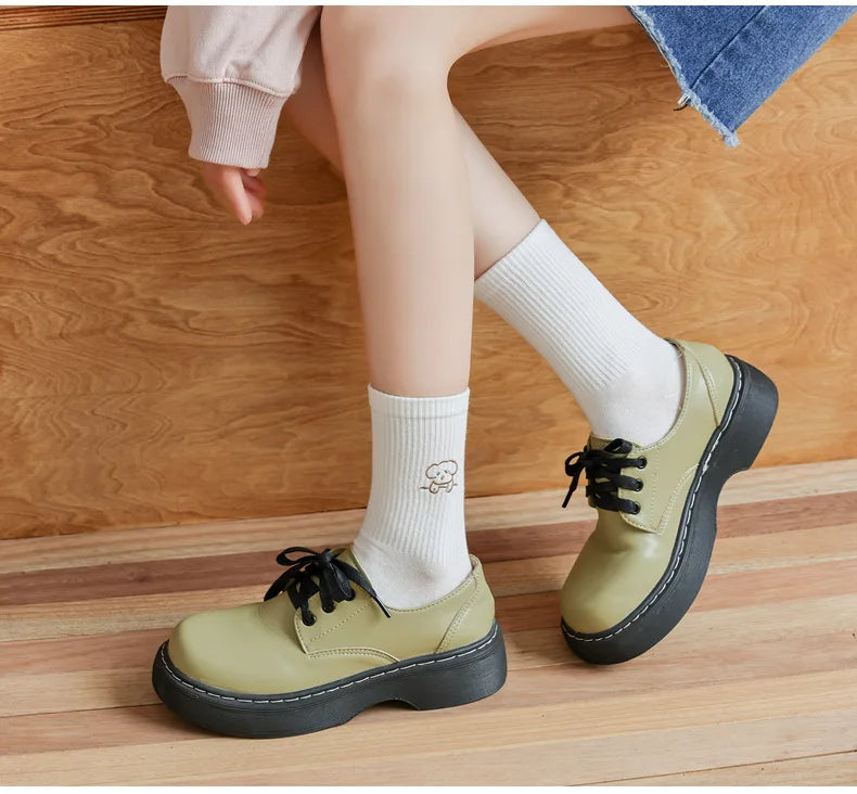 5 Pairs of White Women's Embroidered Socks for All Seasons Cotton Socks Mid-high Tube Student Cartoon Sports Socks.