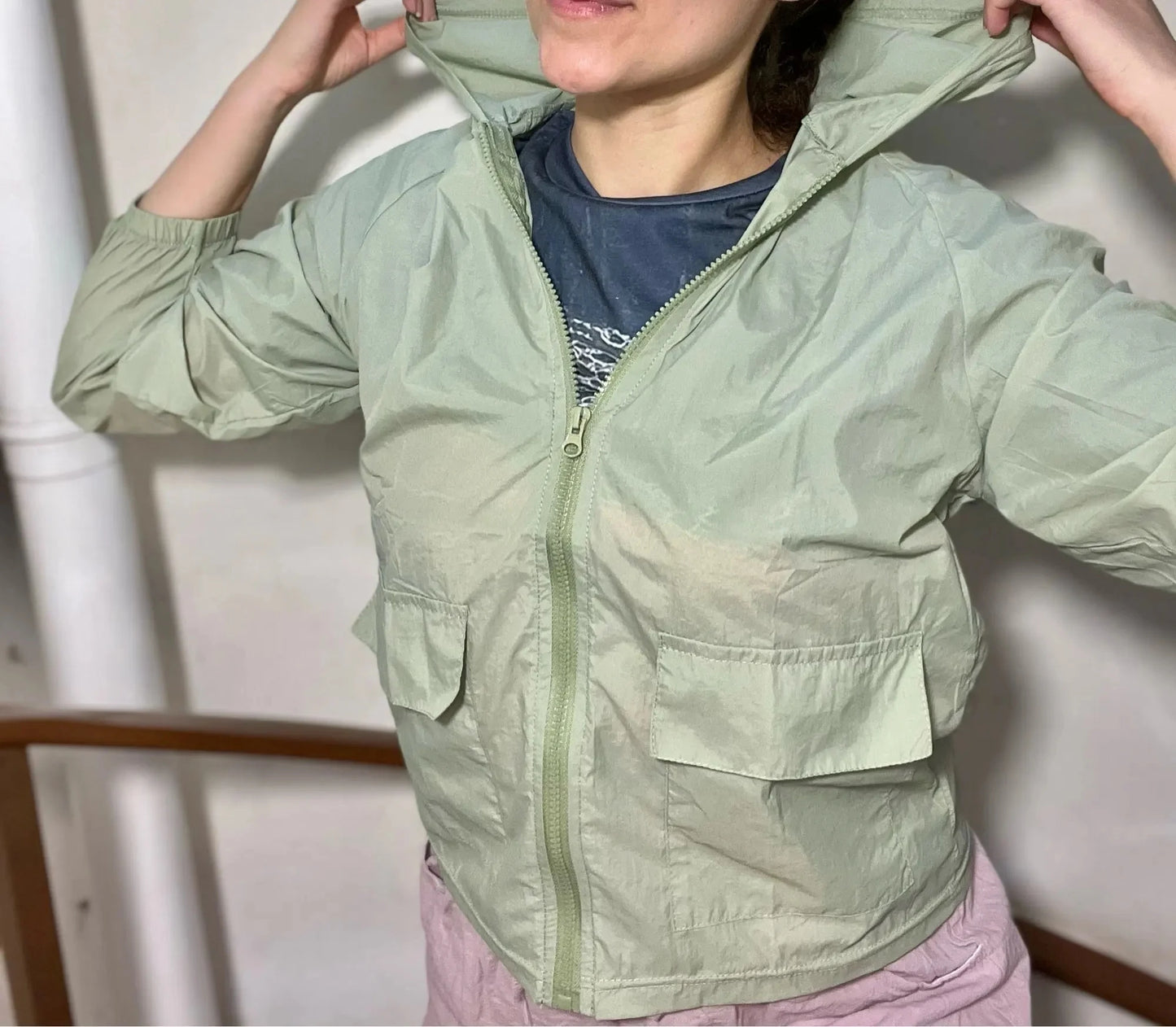 Sommerjacken für Frauen 2025, Oberbekleidung, cooler dünner Mantel, Mutter mittleren Alters, Kleidung, Korea, modische Damenbekleidung, Stickerei.