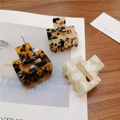 Muweordy New Acetate Claw Clip Leopard Hair Claw Large Geometric Hollow Square Crab Hair Clip  for Women Girl Hair Accessories.