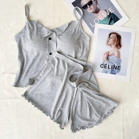 Conjuntos De Pijama Neue Sexy Baumwolle Sling Top Shorts Set Bh Pad Sommer Nachtwäsche Pyjamas Für Frauen Hause Tragen Nachtwäsche Anzug.