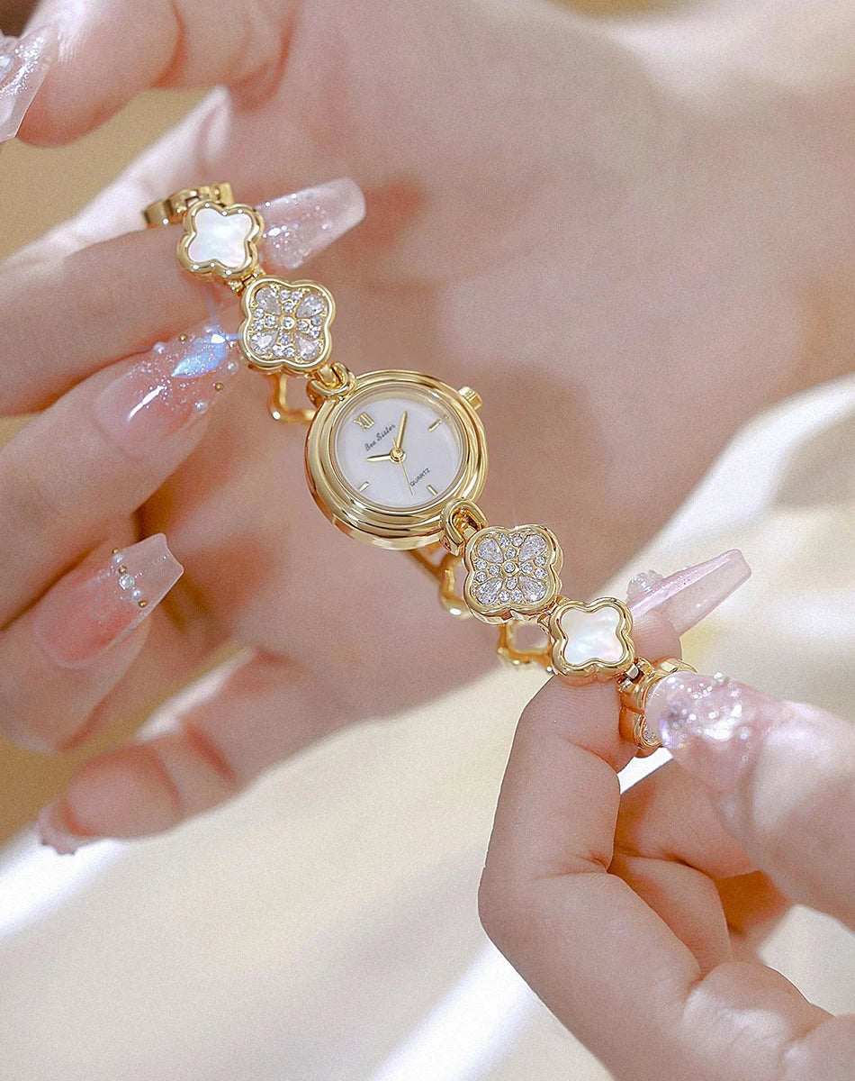 Women's Watch Lucky Four-Leaf Clover Bracelet Elegant Crystal Dress Watches for Women Fashion Luxury Small Quartz Ladies Clock