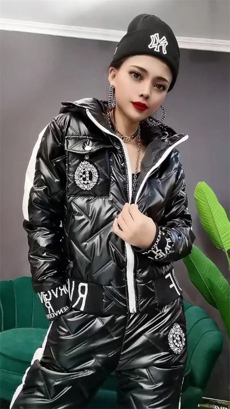 Mode Winter Glänzend Parkas Frauen Anzug Übergroßen Zwei Stück Set Casual Mit Kapuze Baumwolle Gepolsterte Kurzen Mantel + Verdicken Warme Hose Sets.