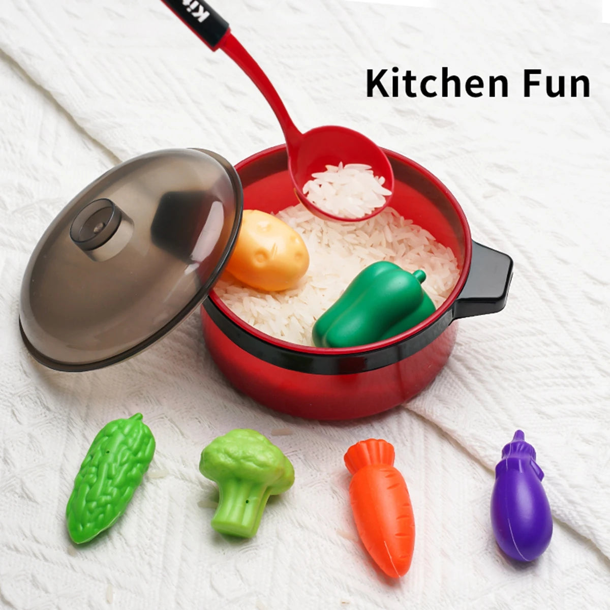 Children's simulated high fidelity cooking toys, home and school use chefs to pretend toy sets suitable for role-playing kitchen.