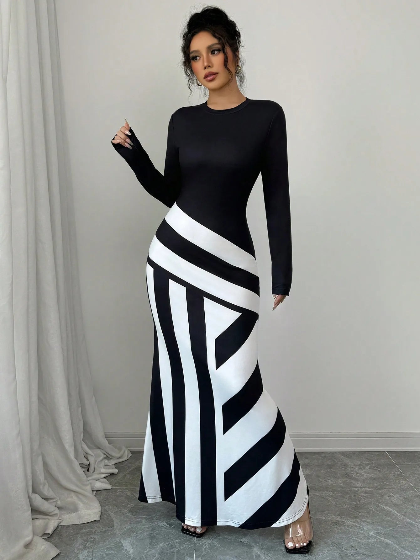 Sexy frauen Maxi Kleider Neue Herbst Streetwear Fashion Schwarz Weiß Patchwork Beiläufige Dünnes Kleid Elegante Gestrickte Kleider Kleidung.