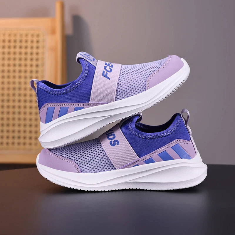 Girls Slip on Shoes Children Sneaker Fashion Knit Fabric Luxury Kids Casual Shoes Lightweight School Sports Girls Shoes.