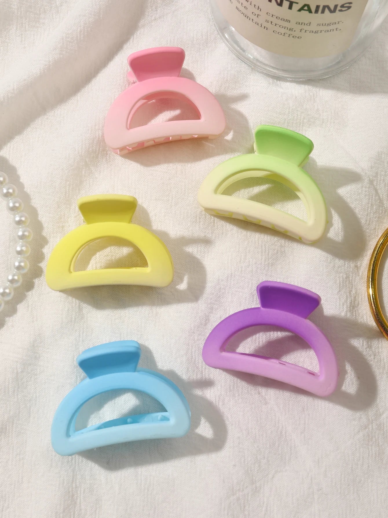 4 Pack Medium Small Hair Clips for Women, Claw Clips for Thick Thin Hair, Strong Hold Square Jaw Clips.