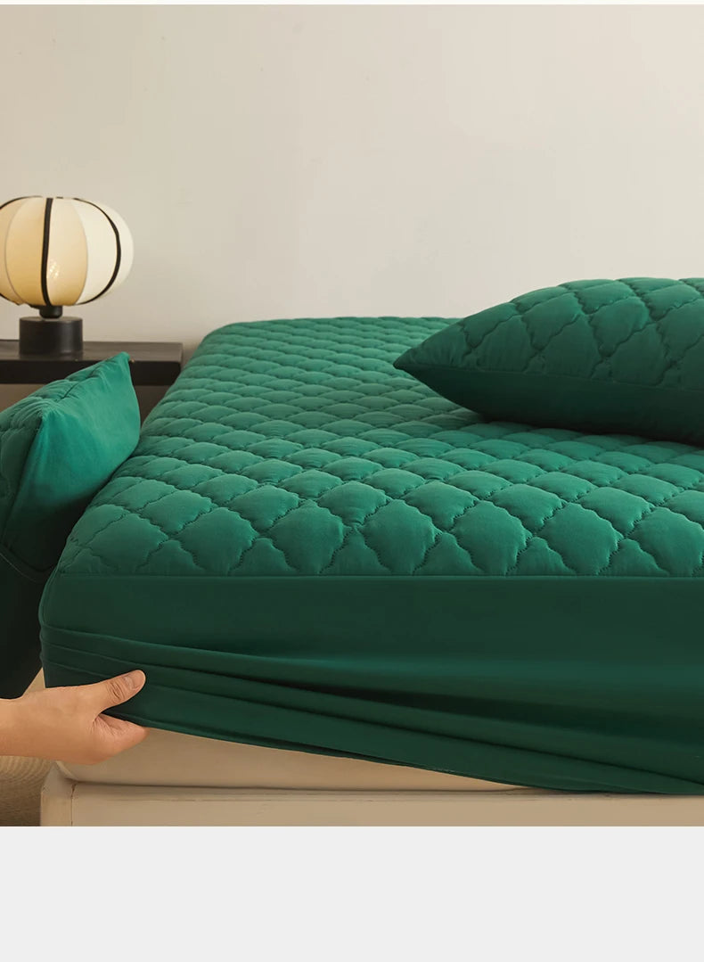 Waterproof Mattress Cover Thickened Padding Comfortable Fabric Bed Cover Bed Linen Bed Sheets Set Mattress Protector for Home.