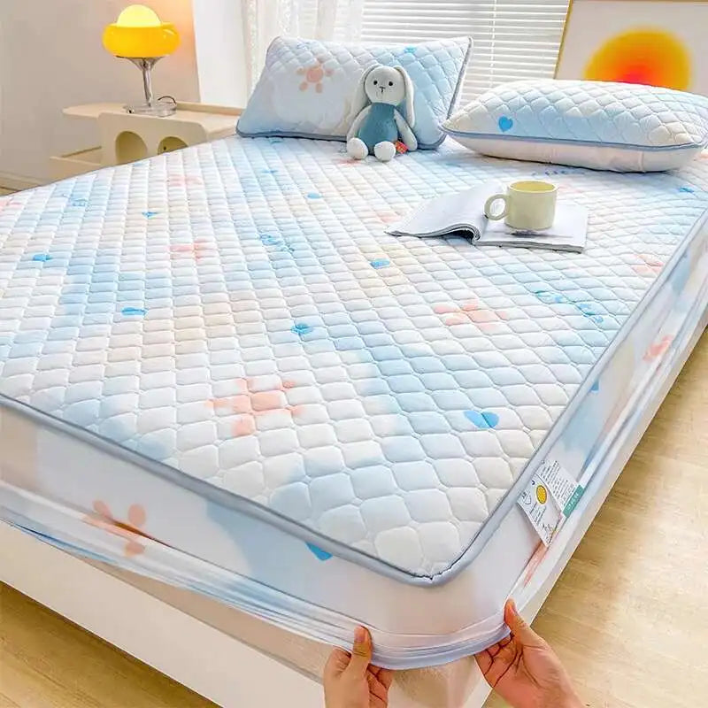 Quilted Mattress Cover 150x200cm - Thick Skin-Friendly Fitted Sheet, 매트리스커버 Breathable Bed Covers (Pillowcase Sold Separately)