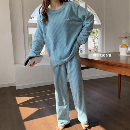 New Autumn/Winter Coral Fleece Pyjamas for Women Thickened Homewear Student Comfort Cotton Fleece Plus Size Fashion Pyjama Set.
