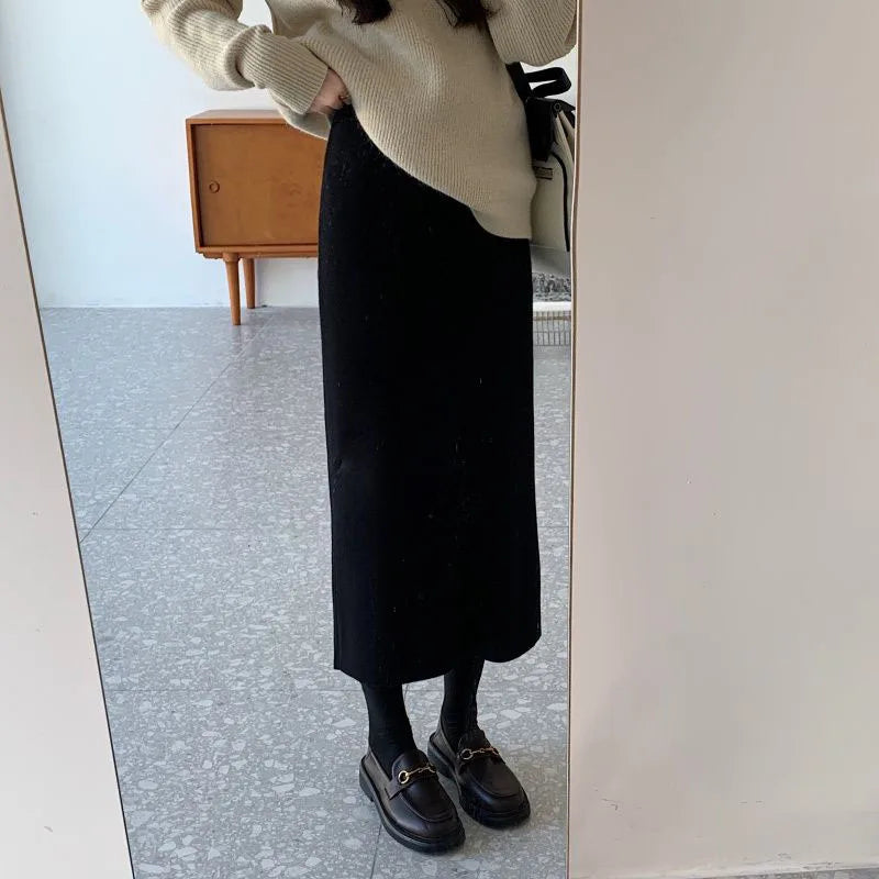 Temperament Black Slim Fit Long Skirt Women High Waist Knitted Straight One-Step Skirt Korean Fashion Office Lady Pencil Skirts.