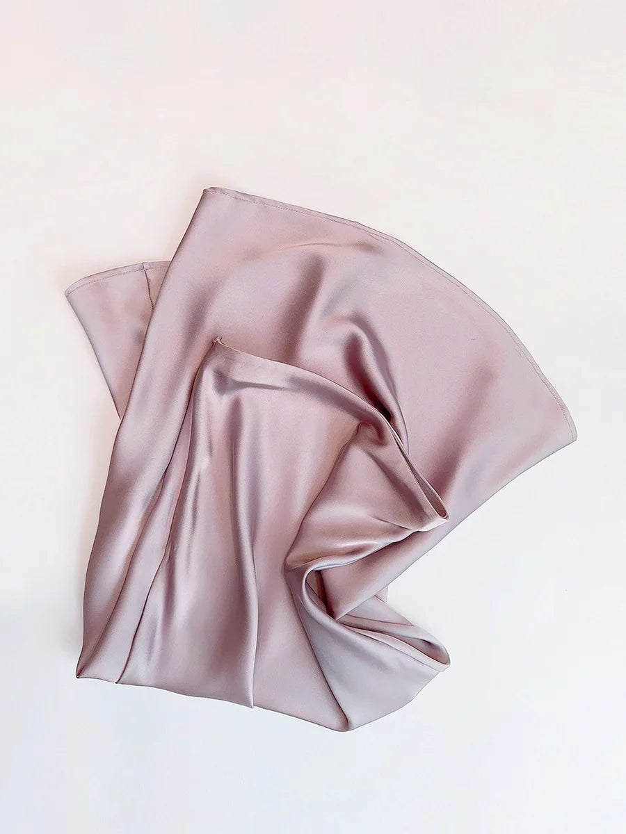 French Style Chic Women's Acetic Acid Satin Flowy High Waist Hip Hugging Skirt for Spring/Summer Fishing Tail Skirt A-line Skirt.