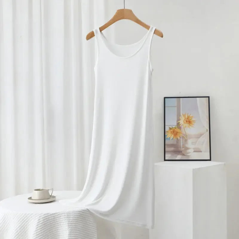 Plus Size Modal Langes Kleid Damen Frühling Sommer Lose A-Linie Bodenrock Home Nachtwäsche Ärmelloses Kleid in reiner Farbe.