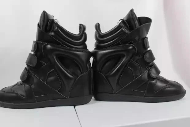 Autumn Winter Luxury Brand Design Women Ankle Boots Fashion Height Increasing Casual Shoes Leather Women Motorcycle Boots 2026