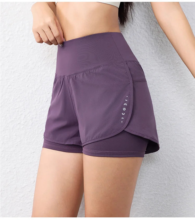 quick-drying women's running shorts sports layer elastic waist active sports shorts with pockets yoga shorts.