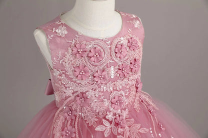 Neue Kinder kleid Spitze Blume Hochzeits kleid weibliche Klavier Performance Kleid Halloween Leistung kurze Mädchen Kleidung.