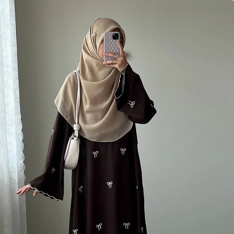 Luxus Dubai Schmetterling Stickerei Abaya Muslimische Frauen Modest Kleid Islamischen Femme Urlaub Outfit 2025, Mode Türkei Kaftan Robe.