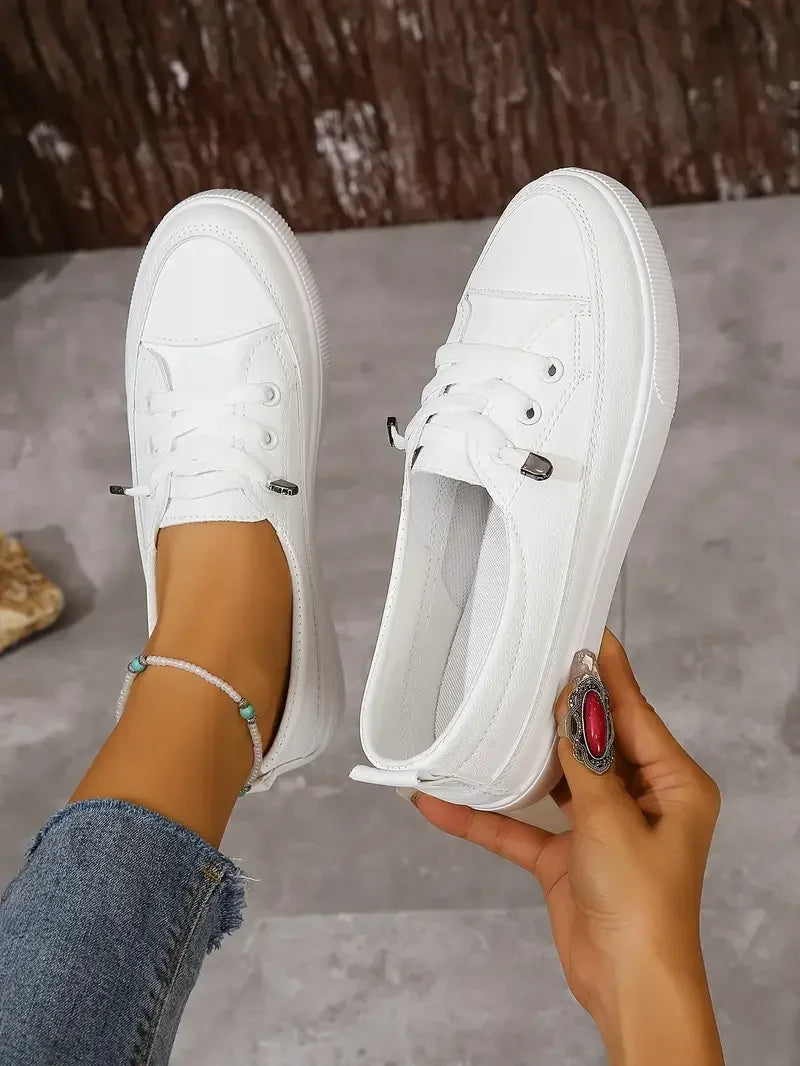 Spring and Summer Fashion New Mesh Breathable Round Toe Shallow Mouth Casual and Comfortable Flat Walking Shoes Sneakers.