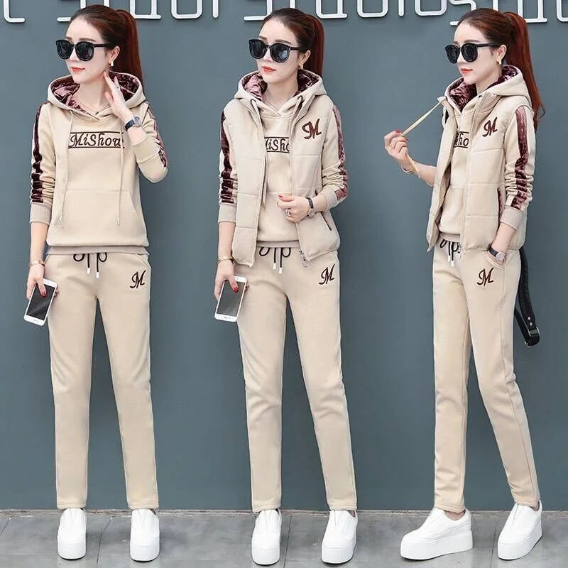 2024 Autumn Winter New Women's Casual Sweat Suit Fashion Plush Thickened Hooded Tops Waistcoat Pants 3 Three Piece Set For Women.