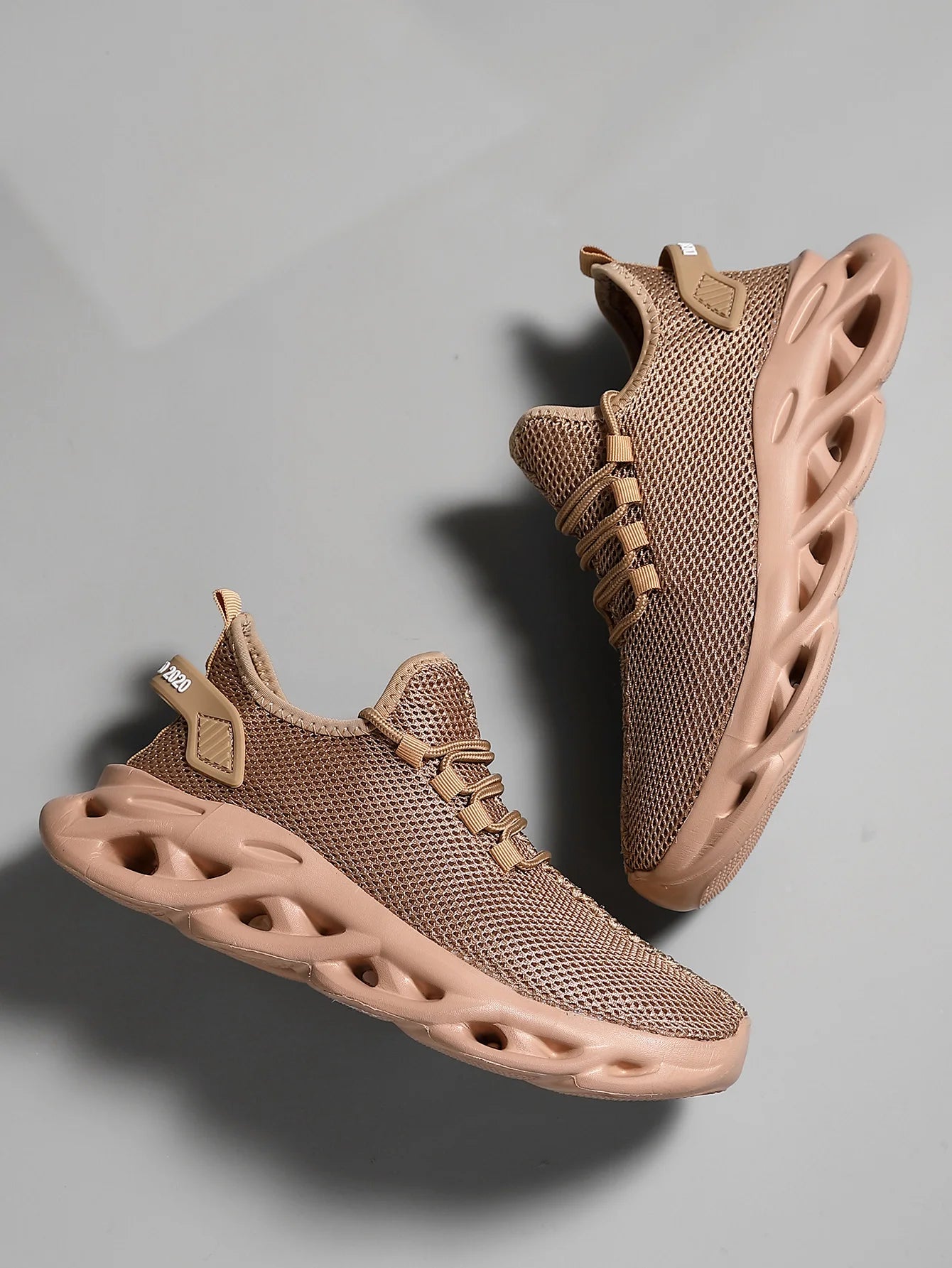 Männer Sport Laufen Schwarz Jogging Schuhe Casual Turnschuhe Braun Outdoor Atmungsaktive Mesh Frauen Licht Stoßdämpfung Schwarz Tennis.