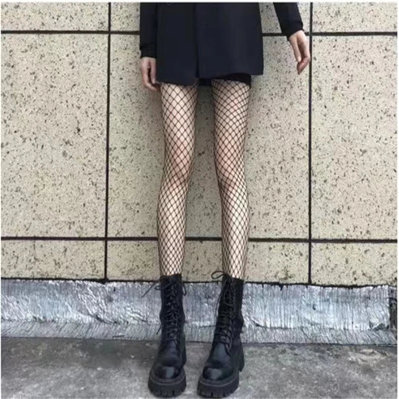 Gothic Women Lolita Leggings Hollowed Out Mesh retro Girls Stockings Japanese Bottomed Lace Pantyhose Floral Rattan Black Tights
