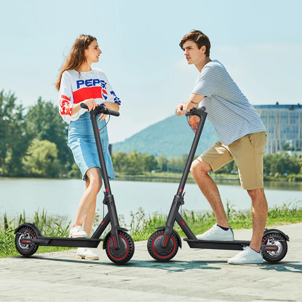 Black 350W Foldable Electric Scooter with Bag for Adults, 30KM Range, APP Support, Foldable Commuter E-scooter.