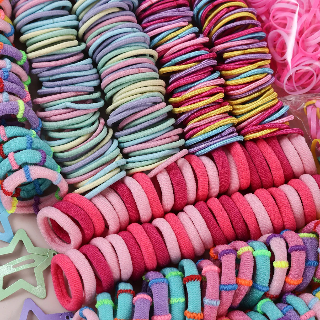 985Pcs Hair Accessories Set for Women Seamless Ponytail Holders Hair Bands Star Hair Clips Elastic Hair Ties.