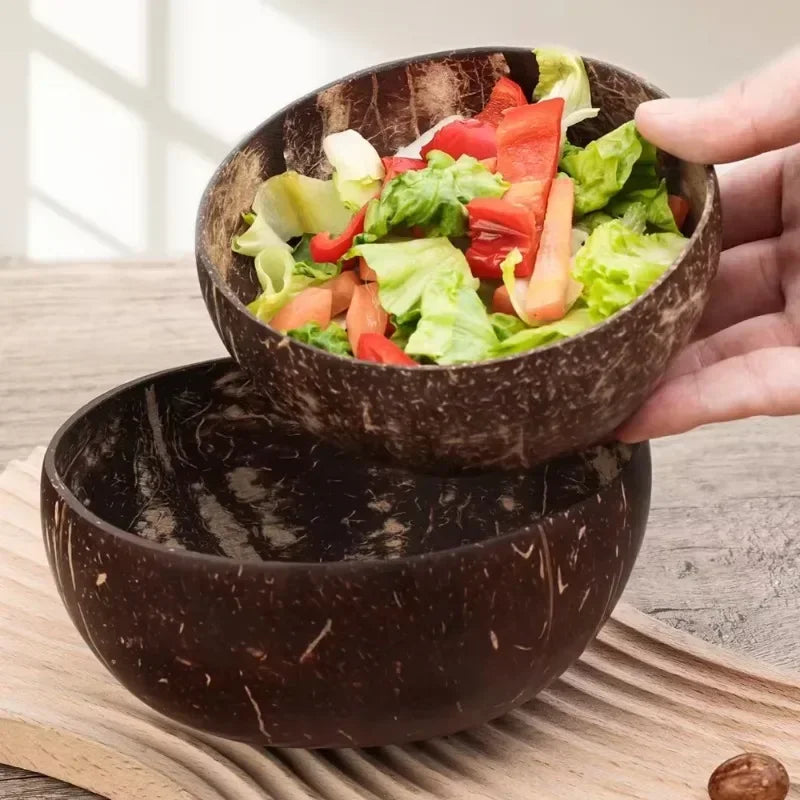 Wholesale Natural Coconut Bowls For Serving Dishes Salad Oatmeal Yogurt Reusable Wooden Coconut Shell Bowl Kitchen Tableware Set.
