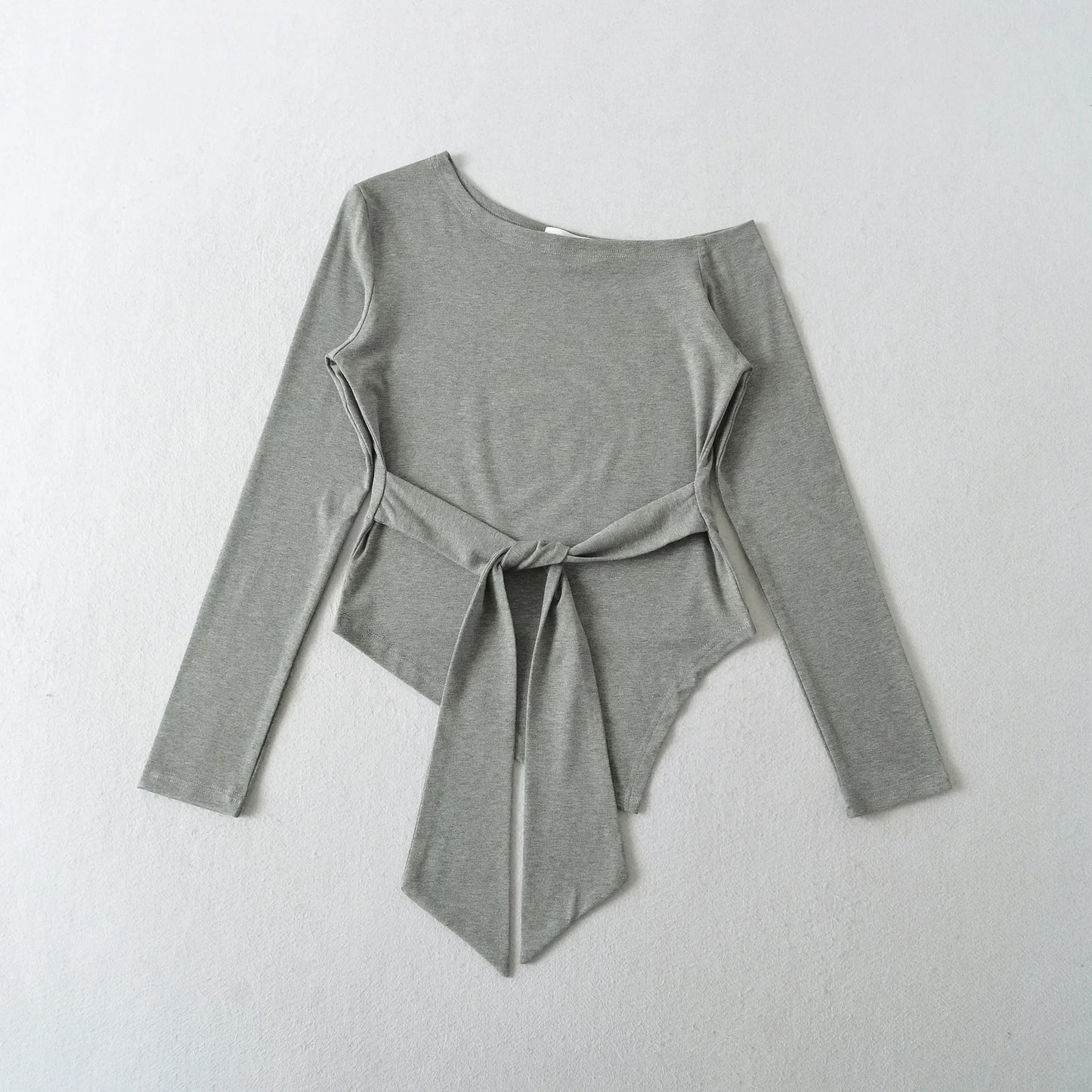 Sexy Long Sleeve T-Shirt Women's Waist Cinched Shoulder Bared Strap Design Autumn 2025 Irregular Halter Neck Top for Trendy Girl.