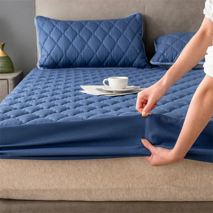 Home Mattress Cover Waterproof Thickened Quilted Waterproof Bed Cover Breathable Mattress Protector Fitted Sheet No Pillowcases.