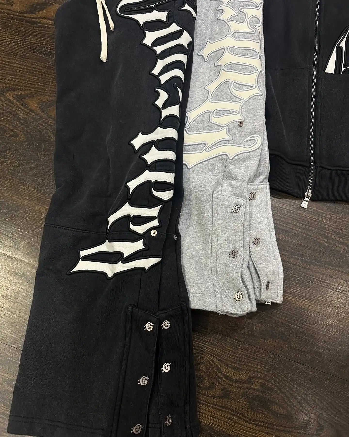 Y2k Retro Zipper Hoodie and Sweatpants 2-piece Set Washed Cotton Men Women Tracksuit Gothic Letter Loose Sweatshirt Jogger Suit.