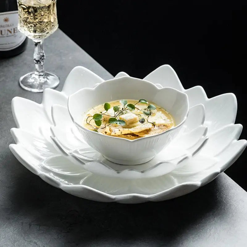 Chinese Lotus-like Ceramic Western Food Dish Household White Fruit Salad Bowl Dessert Plate Creative Restaurant Specialtableware.