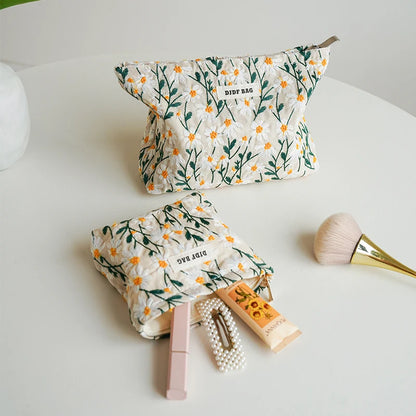 White Embroidery Daisy Women's Makeup Bag Portable Coin Purse Key Case Cosmetics Lipstick Storage Bag Commuter Liner Bag Ins.
